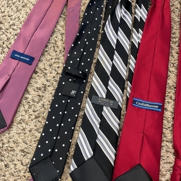Men’s Tie Bundle - Picture 2 of 2